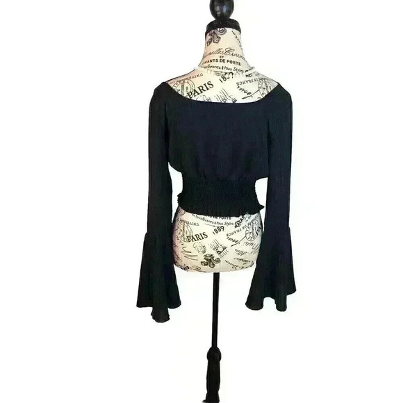 Rumwe Juniors Small Black Crop Top Elastic Bell Sleeves L/S - Picture 5 of 6